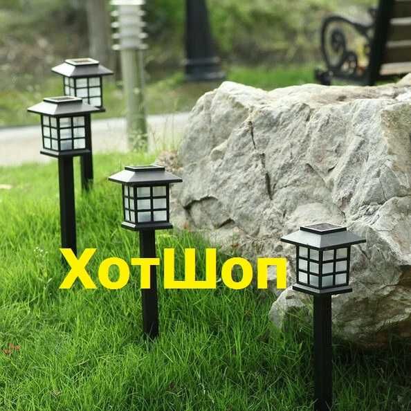 Комплект от 6 броя соларни LED лампи с форма на къщичка за двор и градина