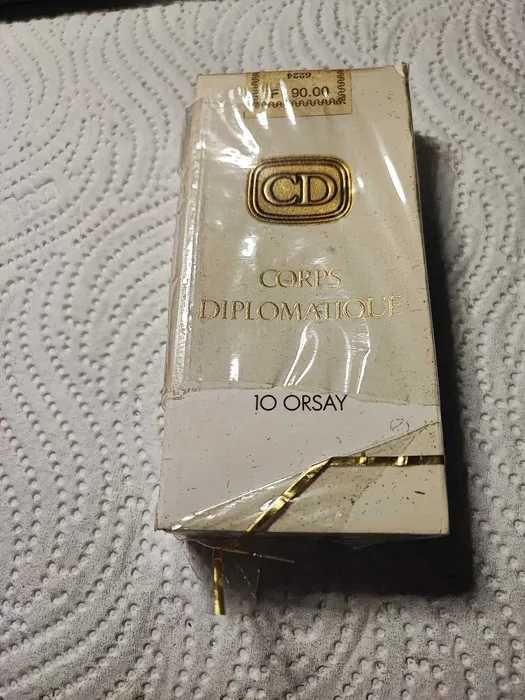 Lot vintage de 4 pachete diferite