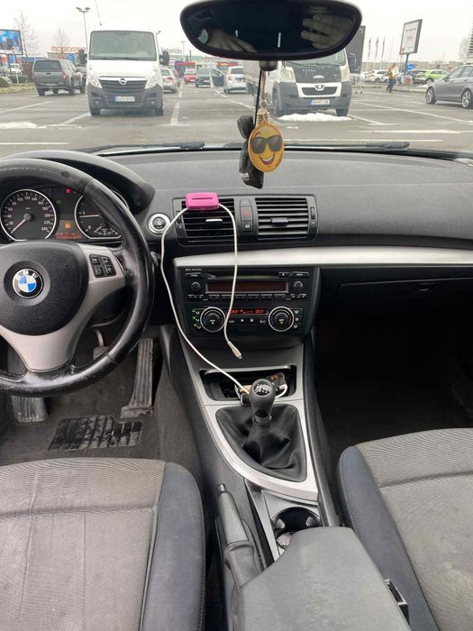 Vând BMW seria 1 2007