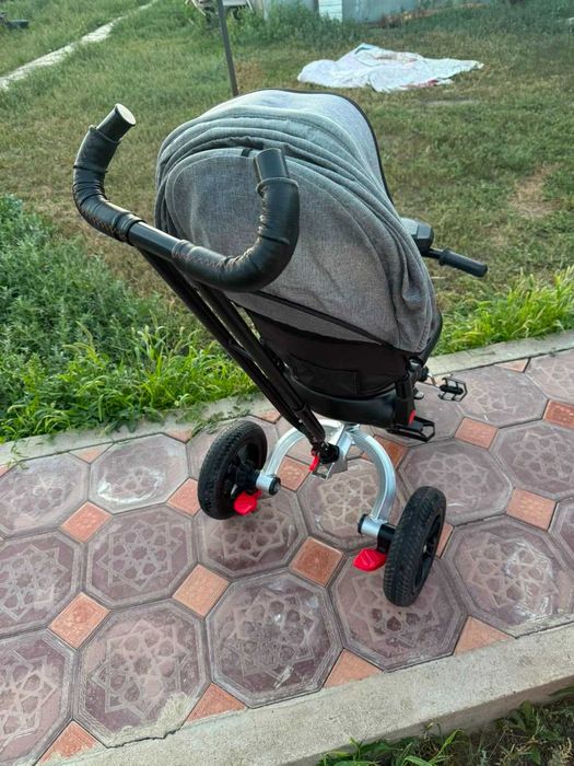 трёхколёсный велосипед