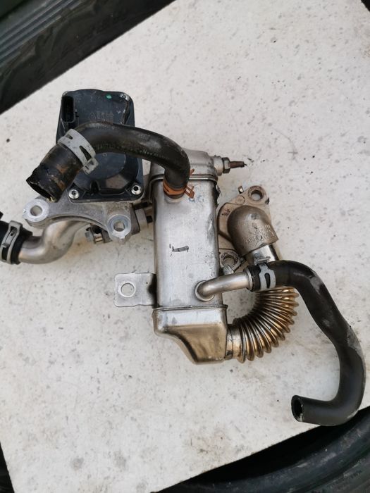 Răcitor gaze  1.6 dci R9M 402 Renault megane 3 scenic 2  130cp 2011