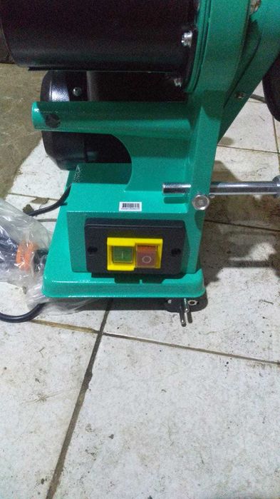 Шлифовально ленточный станок