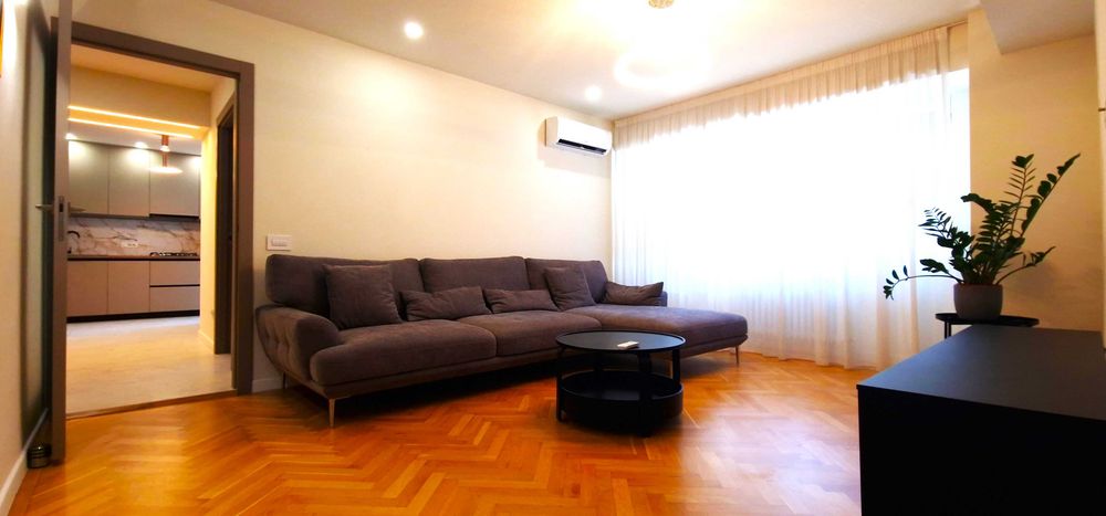 Apartament Cu 4 Camere De Inchiriat in Sos. Nicolae Titulescu 10 - Piata Victoriei | Ultracentral