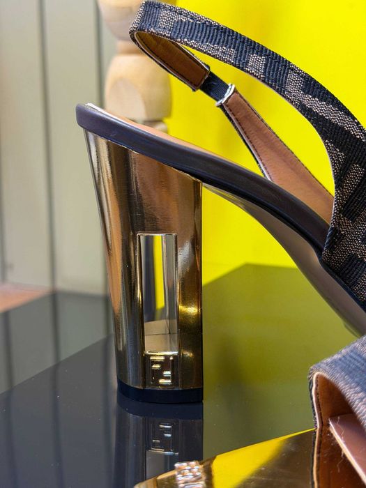 Pantofi dama stiletto sandale