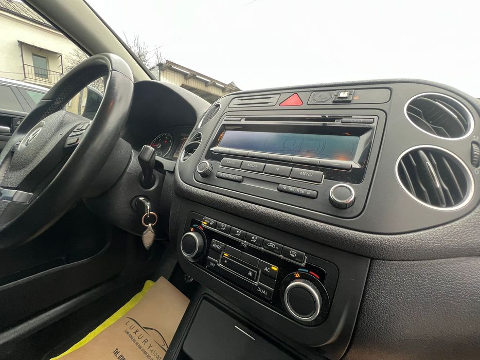 VOLKSWAGEN Golf Plus 2011 — imagine 5