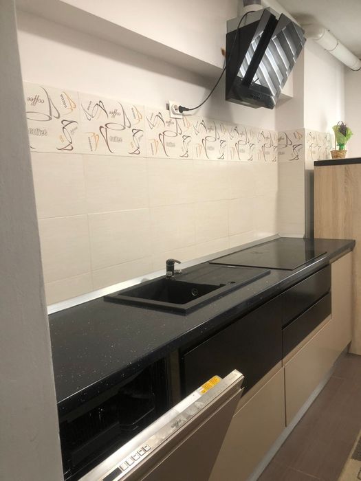 Închiriez apartament cu 3 camere 7 Noiembrie