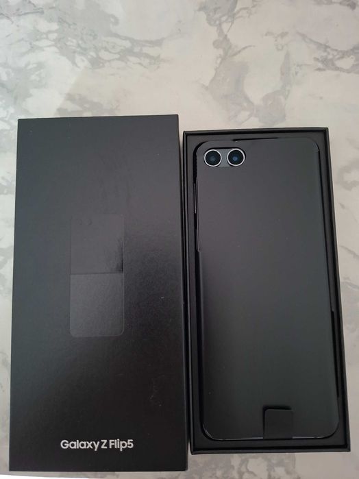 Vand samsung Flip 5 512 G ca nou