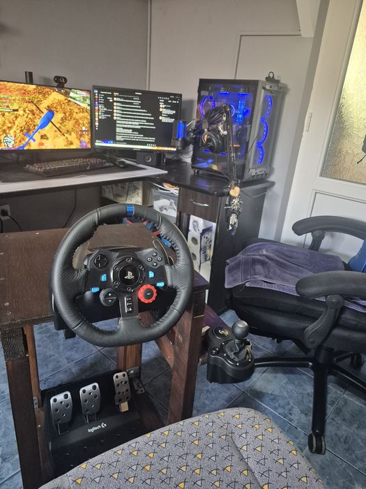 Volan Gaming Logitech Driving Force G29 + Shifter + suport de lemn cu scaun de Iveco.