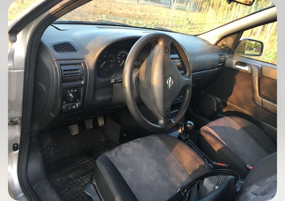 Opel Astra 1.6 benzină, 2001, 800€