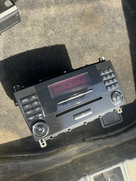 Radio c class w203