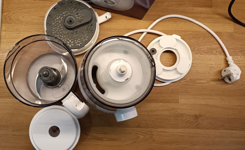 Philips Avent – Aparat de gătit cu abur și blender 4 în 1 – stare foarte bună