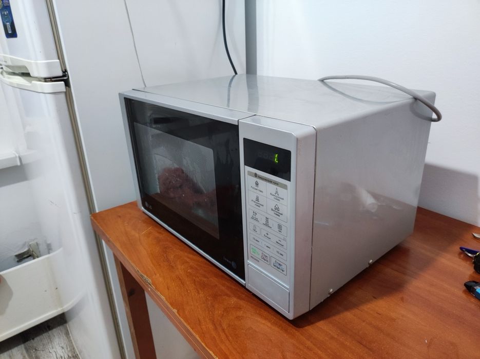 Микроволновая печь LG
