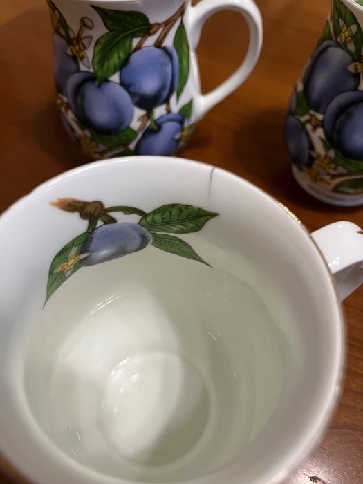 Чаши красиви и изящни