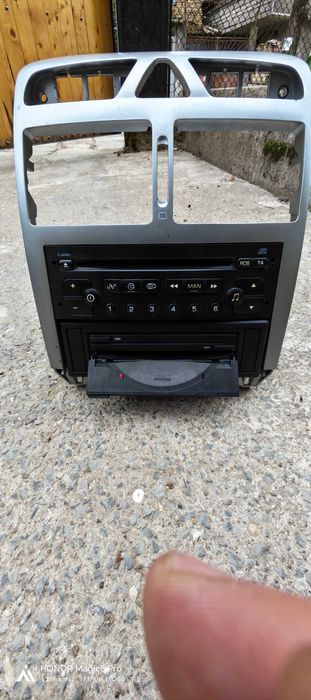 CDPlayer за Пежо 307