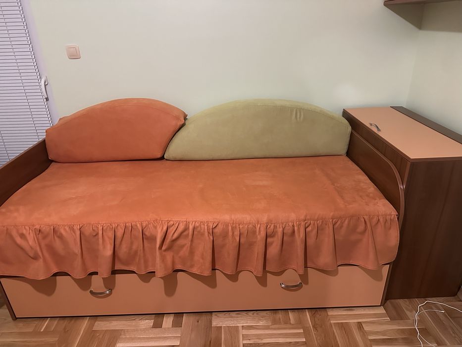 Двойно легло тип сандвич