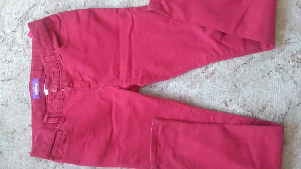 Червени дънки слим