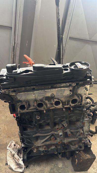 Двигател Ауди А4 Б8 2.0ТДИ 143 на части