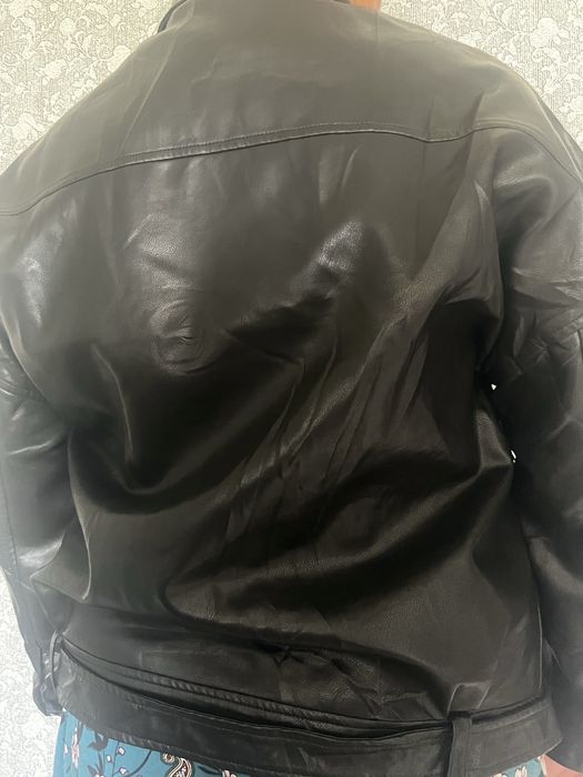 Продам кожаную куртку