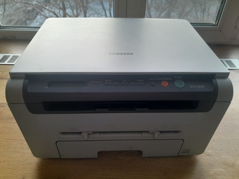 Отдам принтер на запчасти