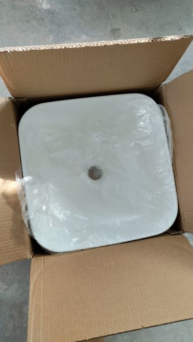 Раковина чаша новая.