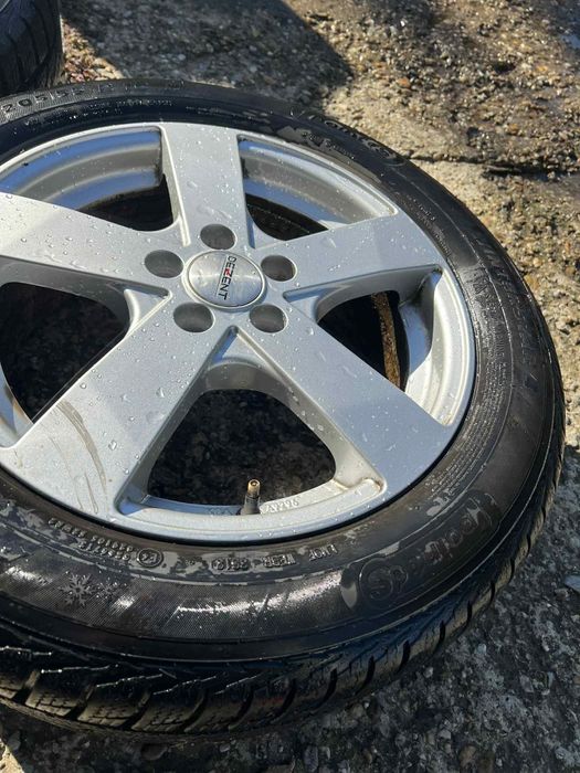 Зимни гуми с джанти 4бр.