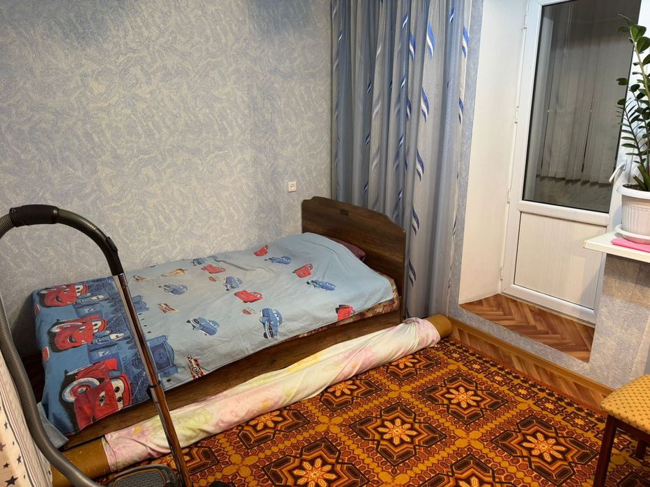 Сдам 4 комнатную квартиру