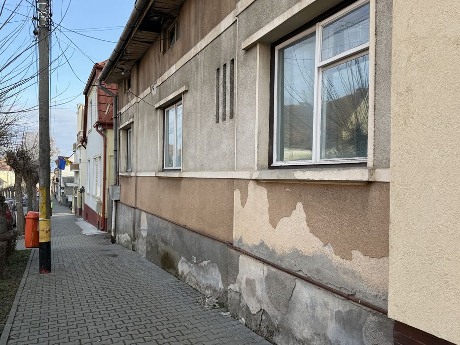 Casa de vanzare