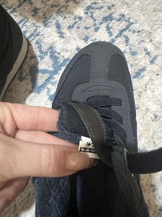 Обувь почти не носили