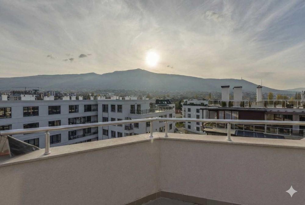 Дава се под наем Двустаен апартамент в София, Кръстова вада - 94 кв.м за 797.64 € - Снимка #2