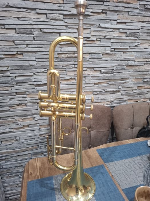 Меден инструмент Тромпет