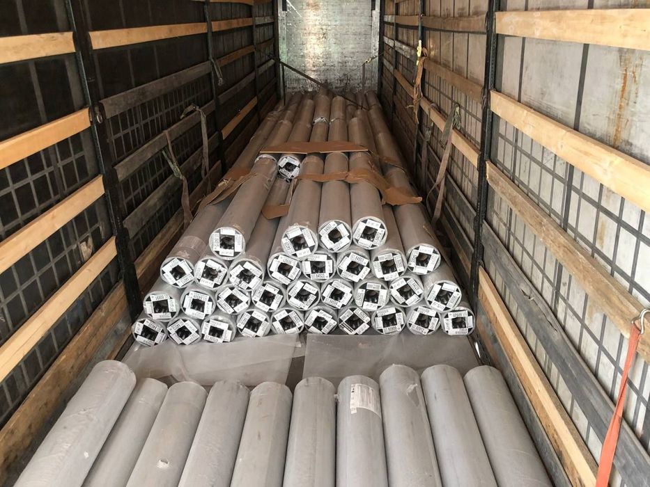 Linoleum. Laminat. Relin Rossiya Optom Sklad