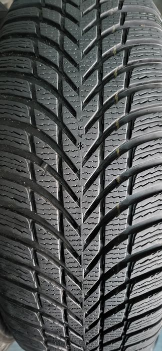 2 anvelope 235 60 18 nokian iarna 2023 7,5mm