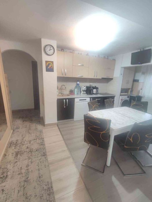Apartament 2 camere decomandat