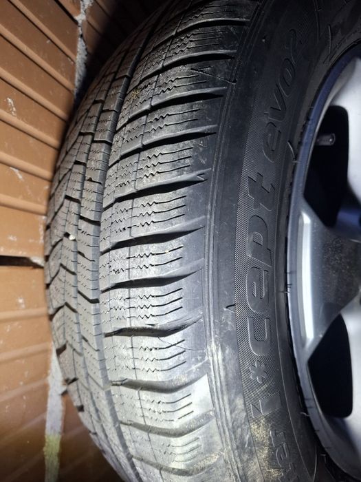 Cauciucuri 215 60 R16