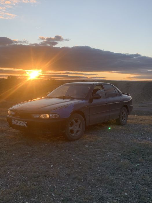 Продам машину митсубиси