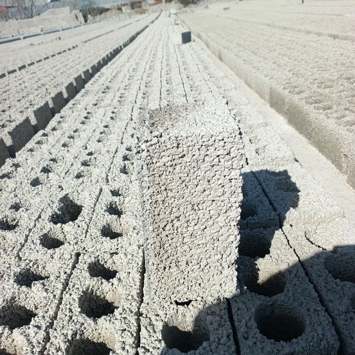 Shlakablok 15/30 dastafka