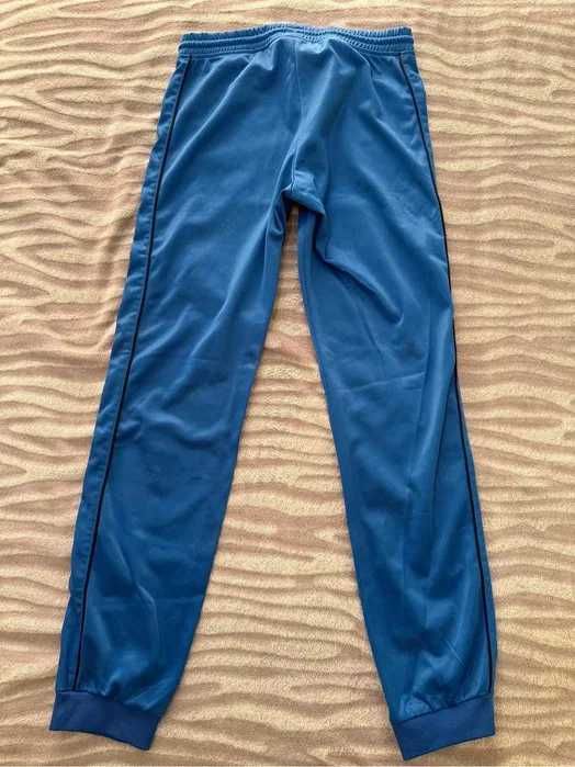 Pantaloni lungi trening