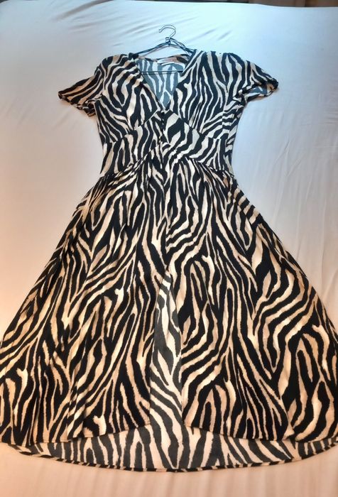 Rochie midi Reserved