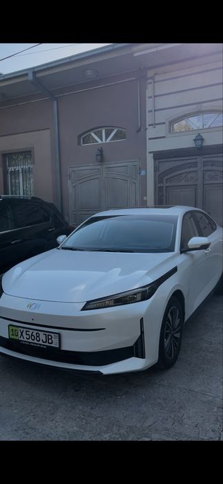 Changan A05 gibrid