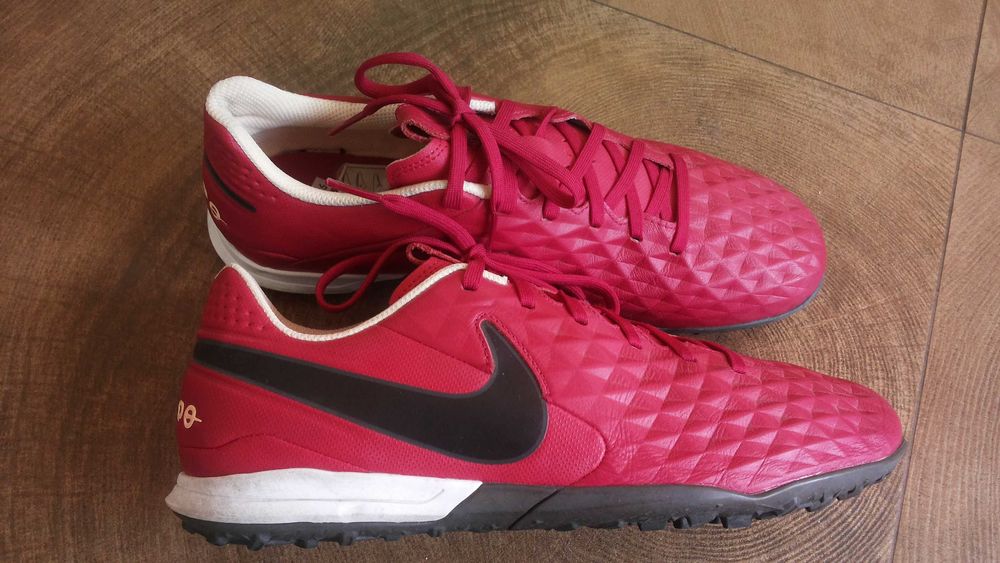 NIKE TIEMPO Leather Размер EUR 42 стоножки за футбол 134-14-S