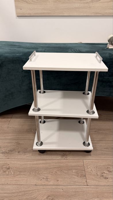 Помощник для мастеров красоты