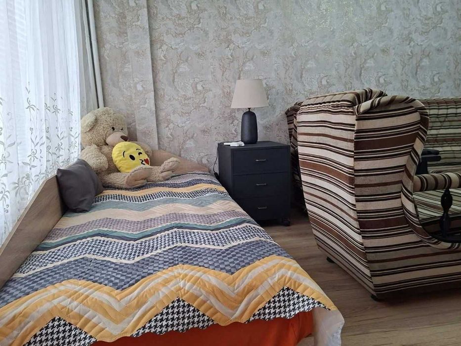Дава се под наем Тристаен апартамент в Варна, Автогара - 79 кв.м за 548.25 € - Снимка #2