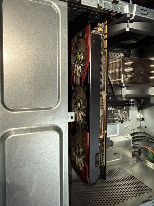 Sistem PC Gaming ASUS ROG Strix