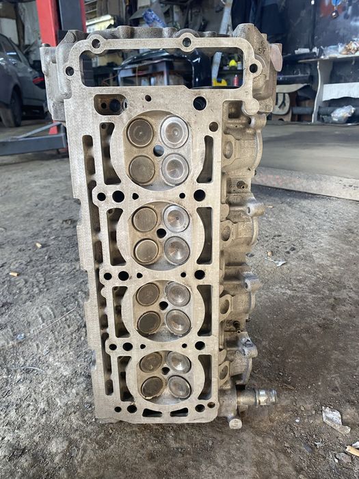 Головка мерседес 111 двигатель всборе