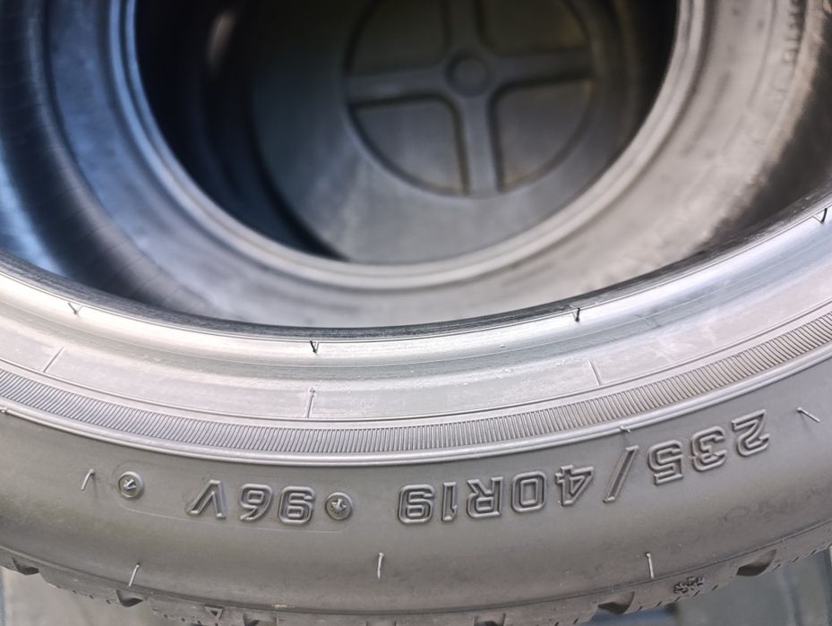 Anvelope de iarnă 235 40 19 Falken dot 2022