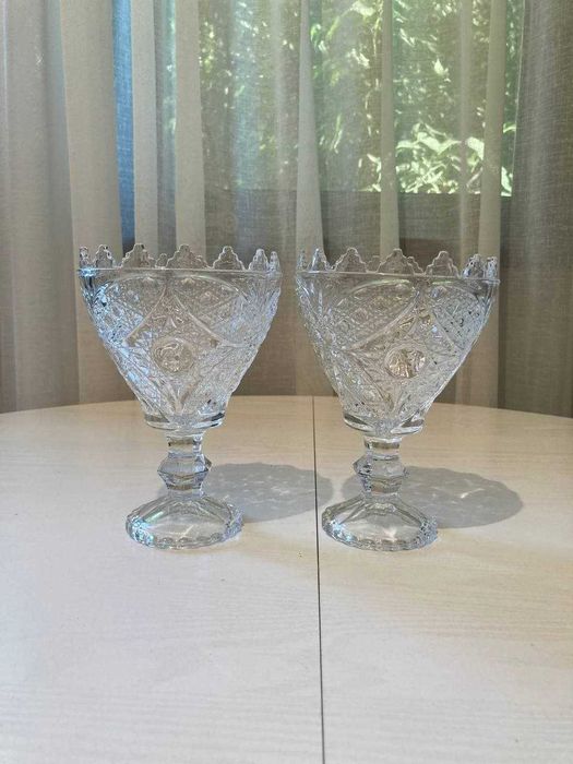 Вазочки новые 2 шт 40 тыс