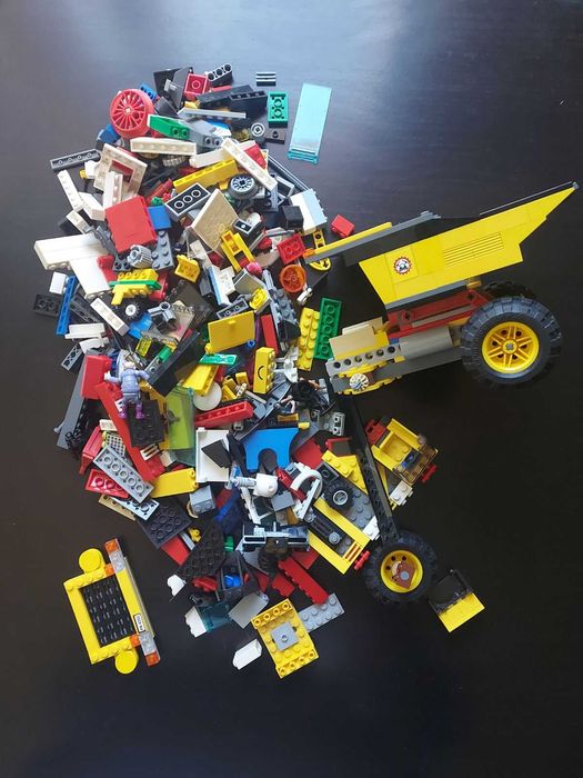 ЛЕГО в насипно състояние, предимно серия Сити