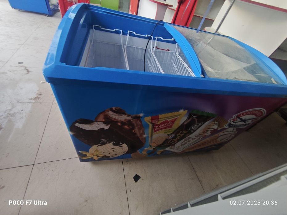 Vetrina va marojniy uchun holadilnikla sotiladi kelishilgan narxda