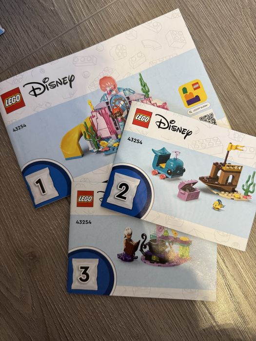 LEGO Disney - Pestera de cristal a lui Ariel (43254)