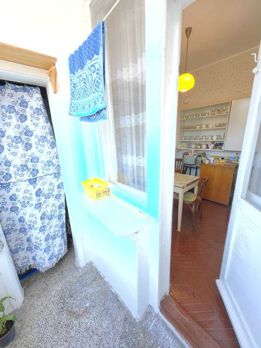 Продава се Двустаен апартамент в Перник, Център - 68 кв.м за 1250 €/кв.м - Снимка #7